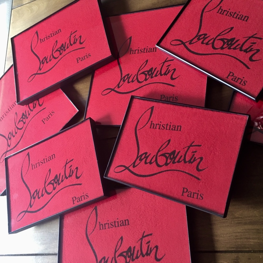 Christian Louboutin dust bag 🛍🎨 - Picture 4 of 9